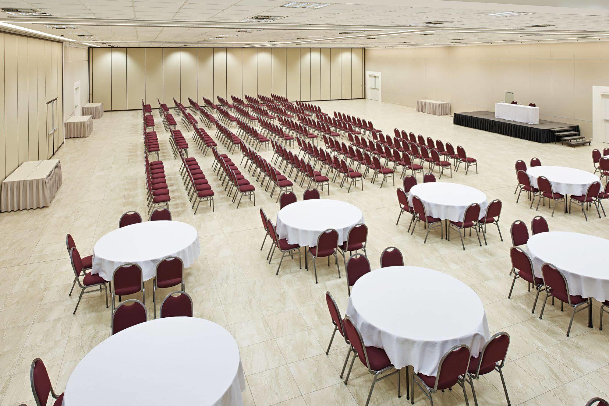 Adagio Nortel Aparthotel 4*